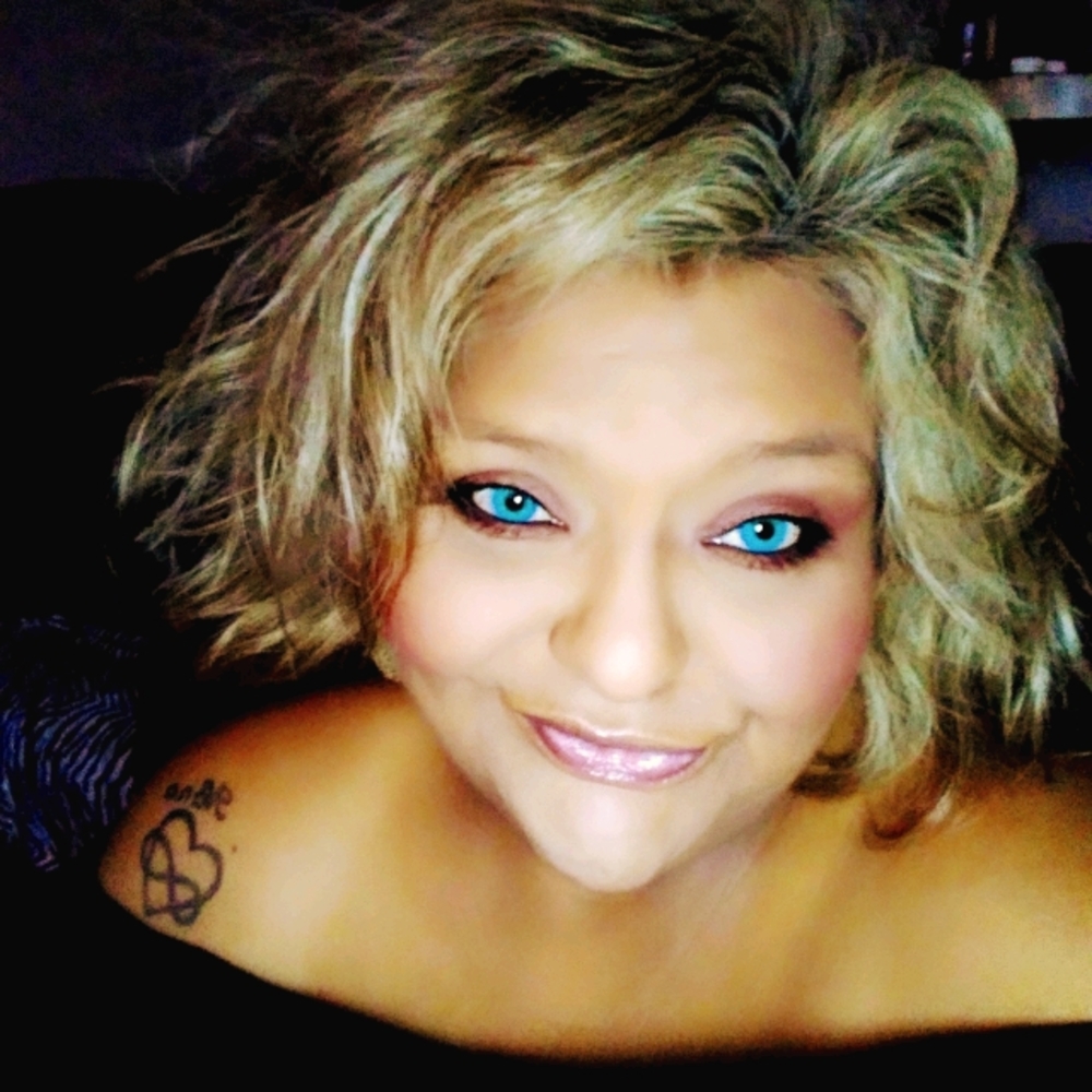 Meet your Posher, Christina